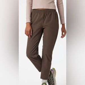 Outdoor Voices rectrek pants in brown! Size large!